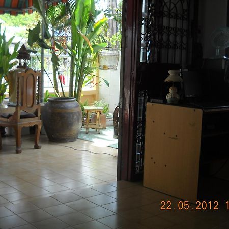 Srikrung Guesthouse Phra Nakhon Si Ayutthaya Exteriör bild