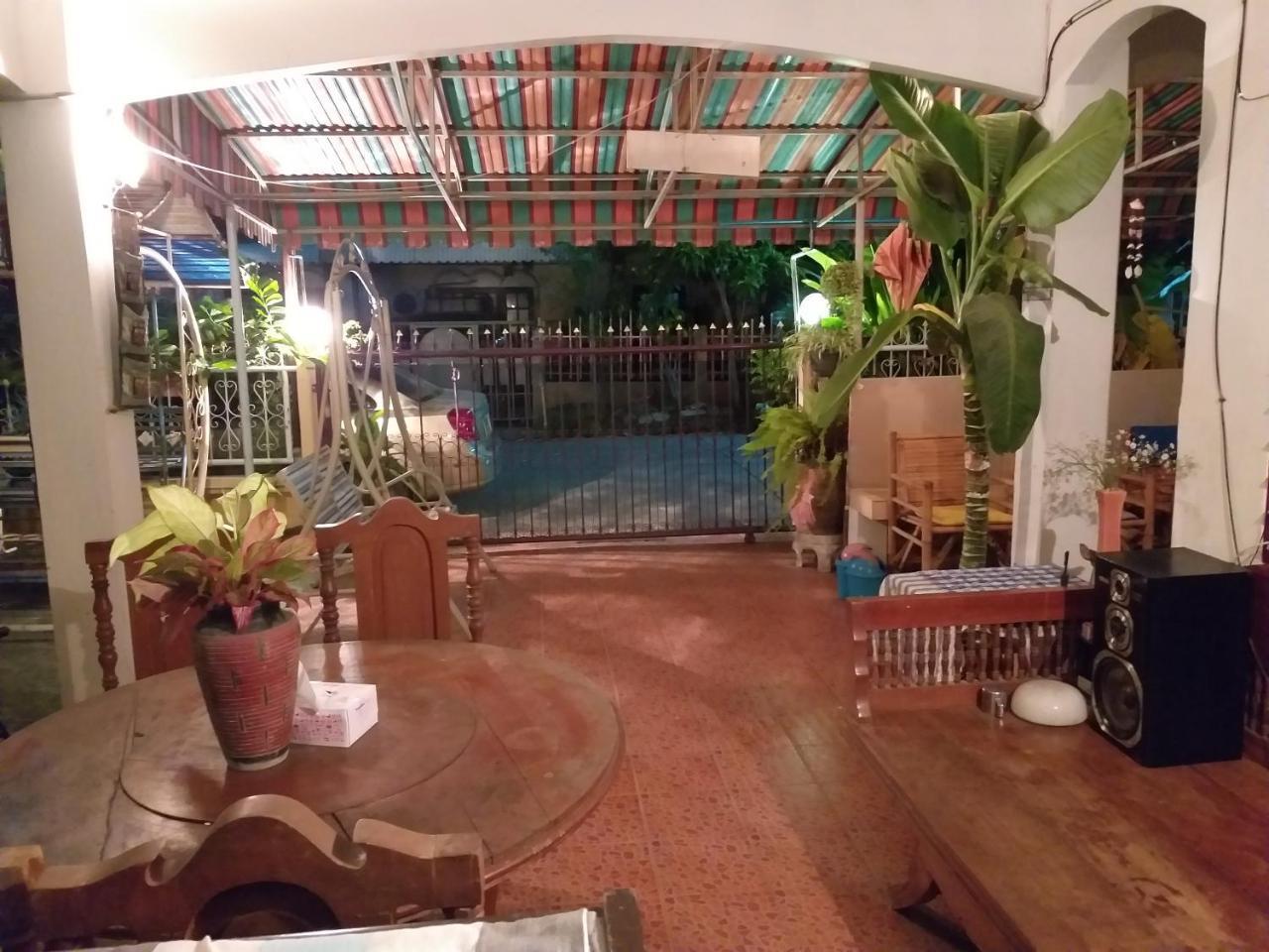 Srikrung Guesthouse Phra Nakhon Si Ayutthaya Exteriör bild